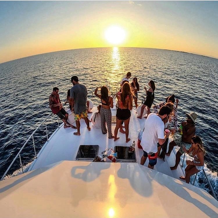 Sunset Private Yacht Party