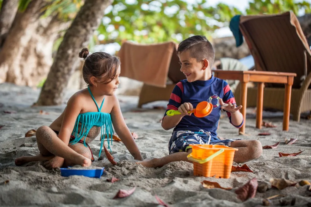arenas_del_mar_family_manuel_antonio_f134c14303